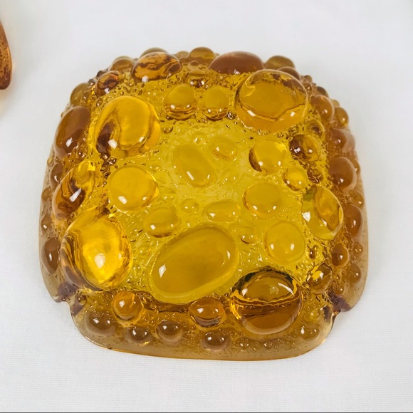 Pair of Vintage Amber Glass Ashtrays - Picture 4 of 6